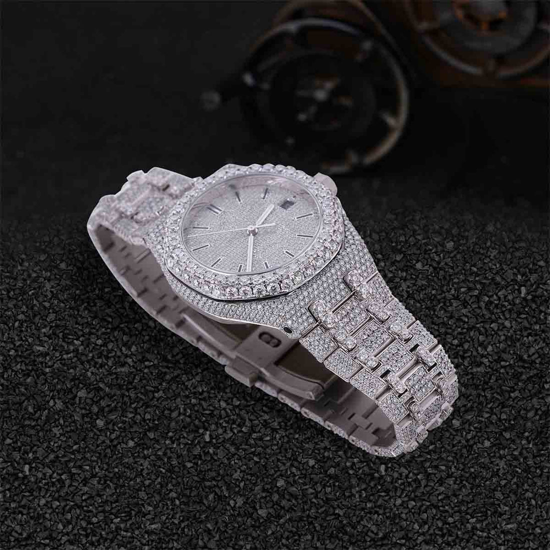 Moissanite Iced Out Audemars Piguet Watch for Women 36mm Round Dial Bust Down Hip Hop